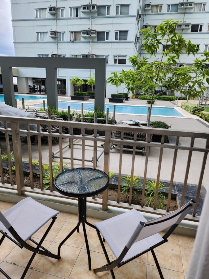 Avida Tower Free Airport Pick Up For 3 Nights Stay Or More Davao Екстер'єр фото